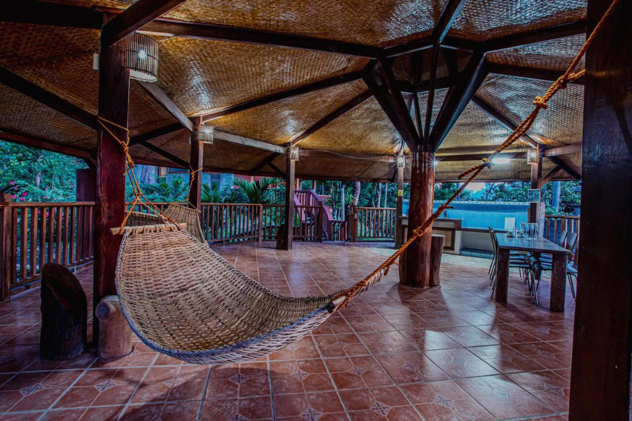 Atremaru Jungle Retreat Hotell Puerto Princesa Exteriör bild